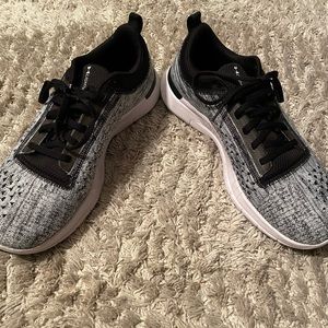 UNDER ARMOUR Mens Lightning 2 Athletic Shoe Sz10.5